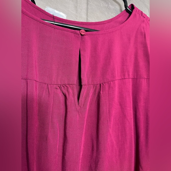 City Chic NWT Top Rouched Escape color Rhubarb XXL Plus - Picture 3 of 5